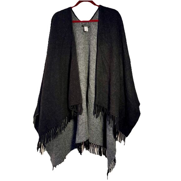 EUC Warm & Soft Banana Republic Wool Blend Wrap Cape RN54023 - Picture 1 of 9